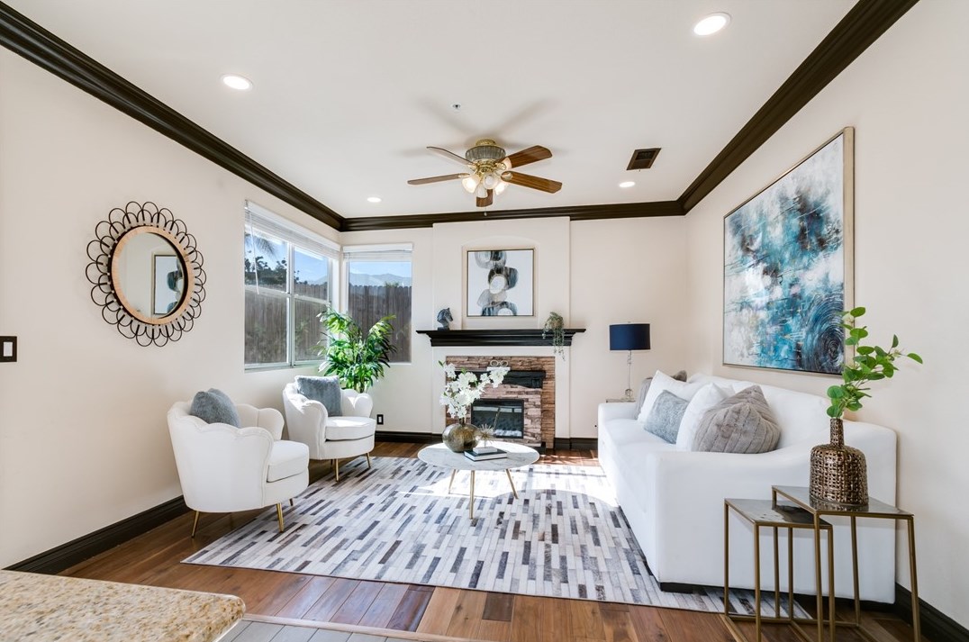 7490 Oxford Ct, Fontana CA  92336-3522 exterior