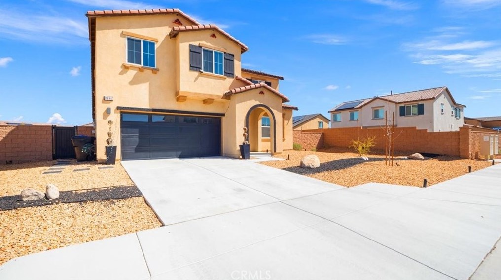 11886 Sierra Rd, Victorville, CA 92392