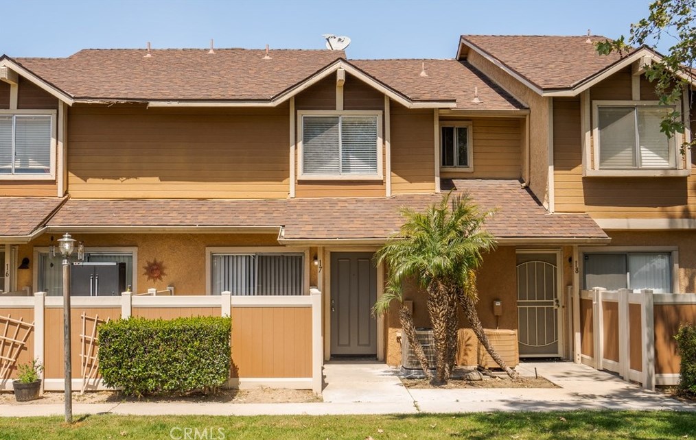 1460 Kendall Dr #17, San Bernardino, CA 92407