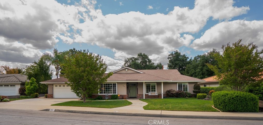 816 E Meda Ave, Glendora, CA 91741