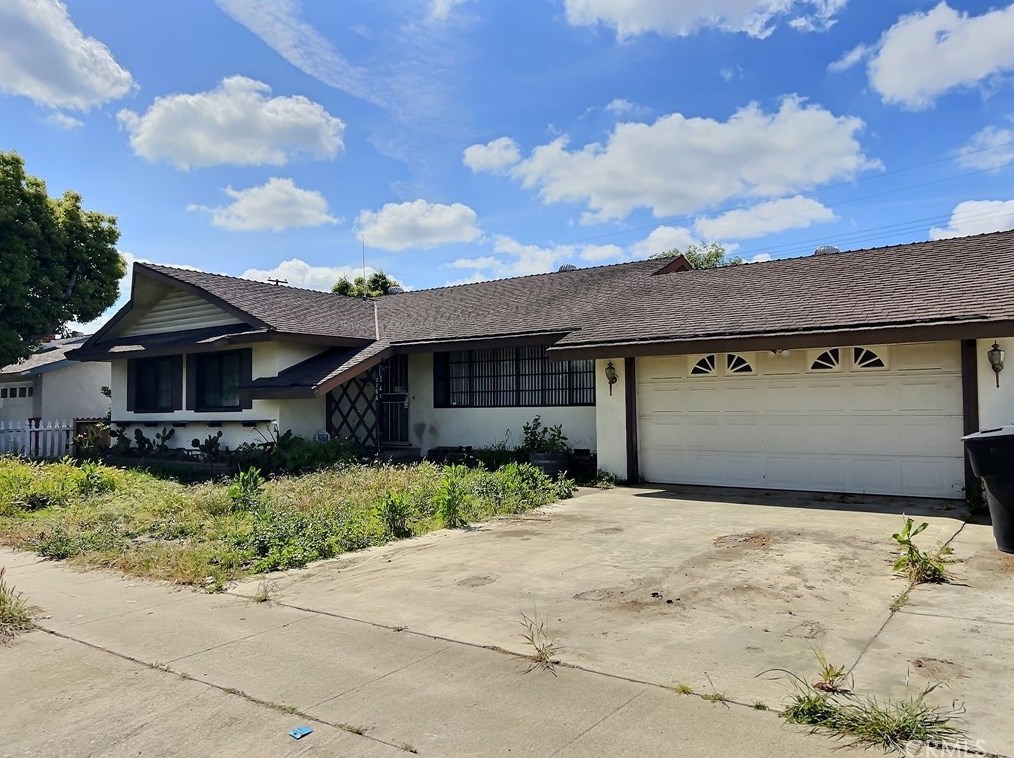 2766 W Stonybrook Dr, Anaheim, CA 92804