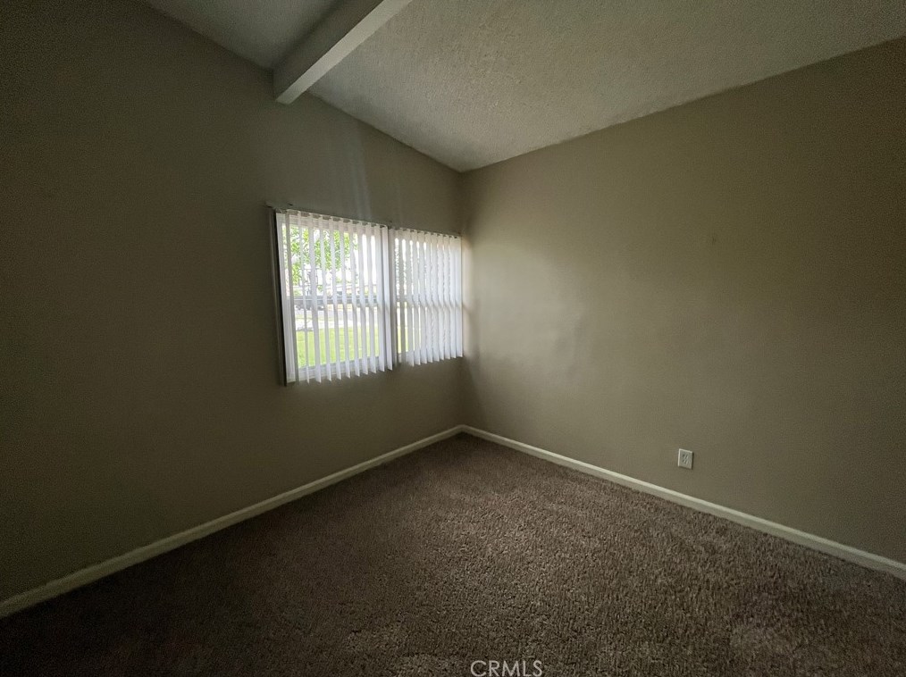 17969 Hatton St, Los Angeles CA  91335-2137 exterior