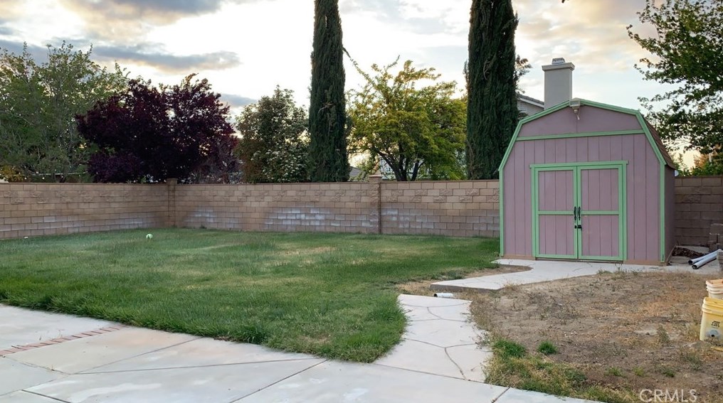 3043 Kaylyn St, Lancaster, CA 93535