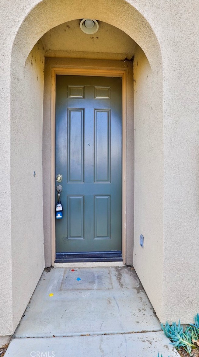 1800 E Lakeshore Dr #604, Lake Elsinore, CA 92530