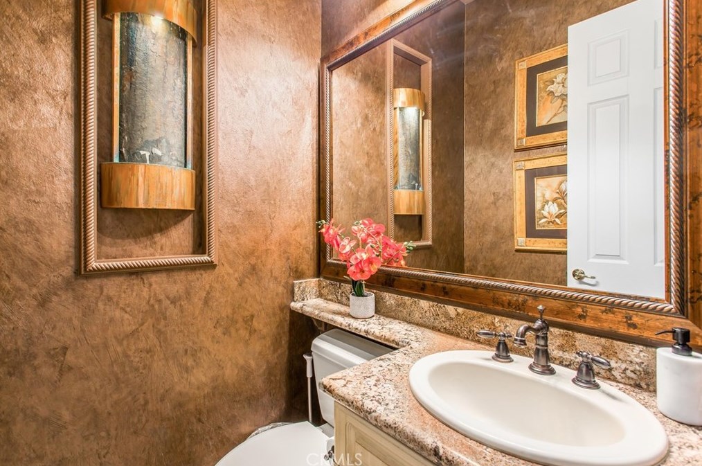 57780 Black Diamond, La Quinta CA  92253-8780 exterior