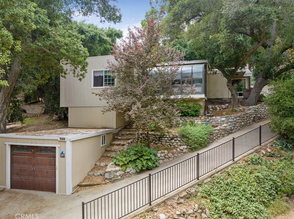 4566 Live Oak Canyon Rd, La Verne, CA 91750