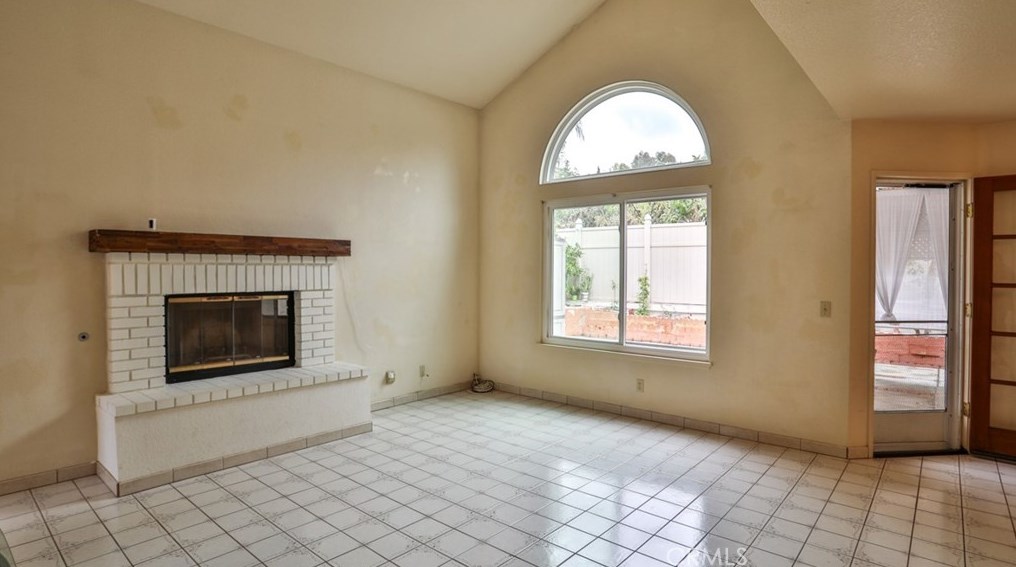 23 Firenze St, Laguna Beach, CA 92677-8830
