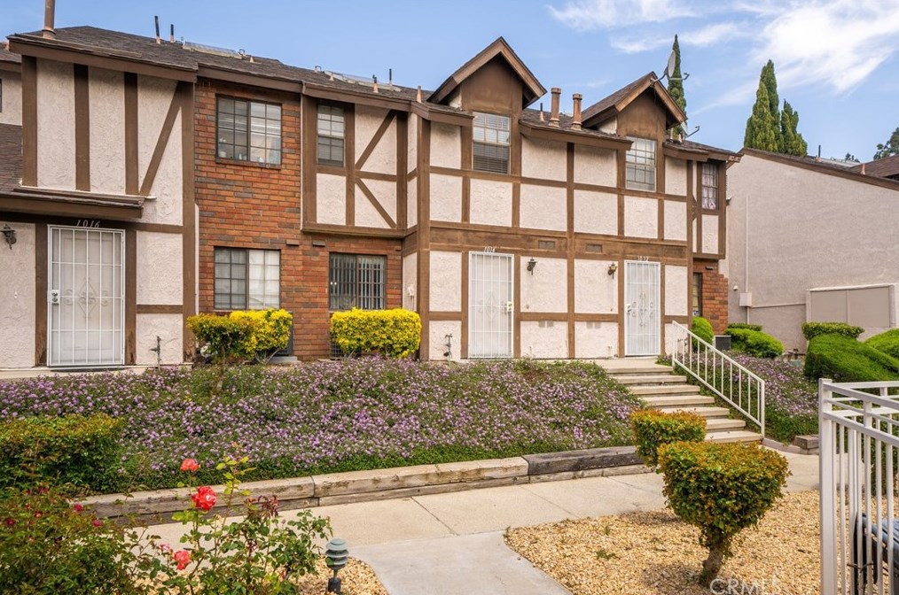 1014 Mountain Ave, Ontario CA  91762-2114 exterior