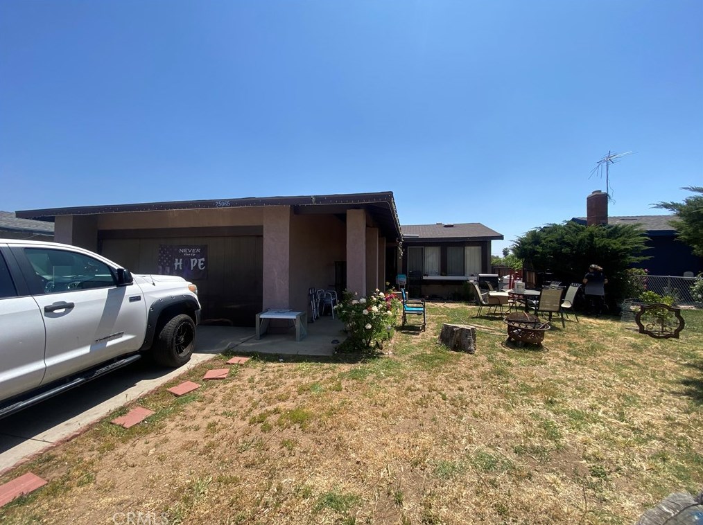25065 Billie Dr, Moreno Valley, CA 92553-7106
