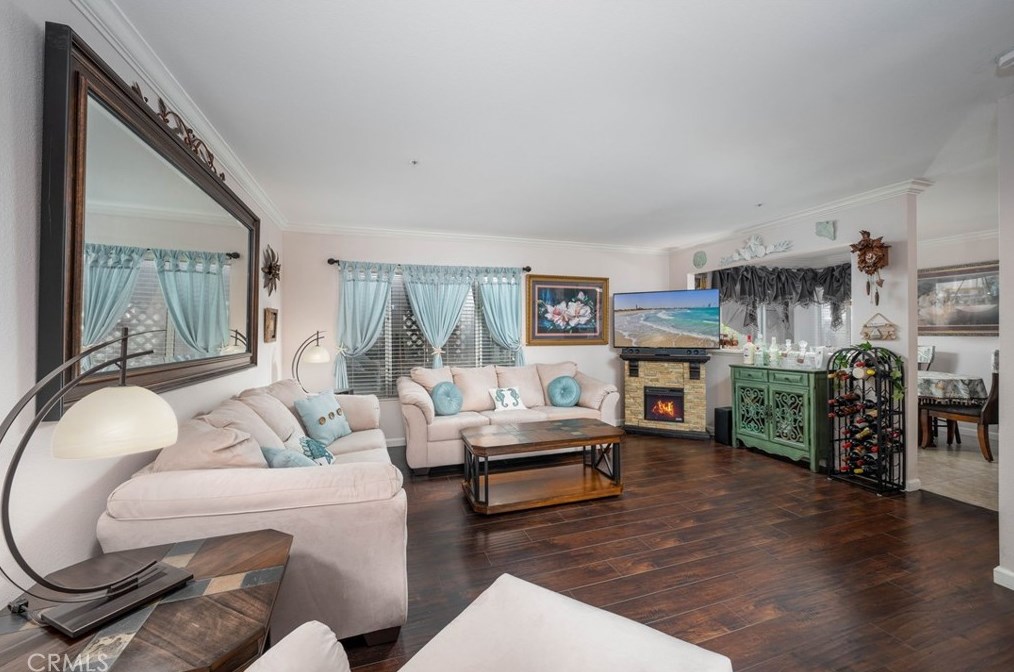 15561 Colt Ave, Fontana, CA 92337