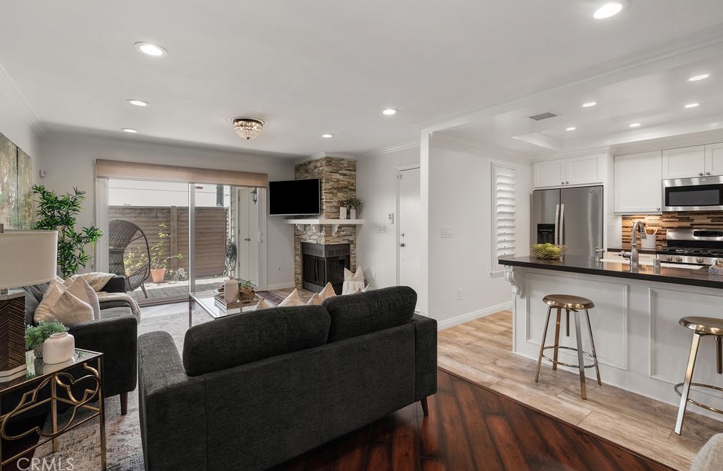 1032 Kent Dr #20, San Dimas, CA 91773