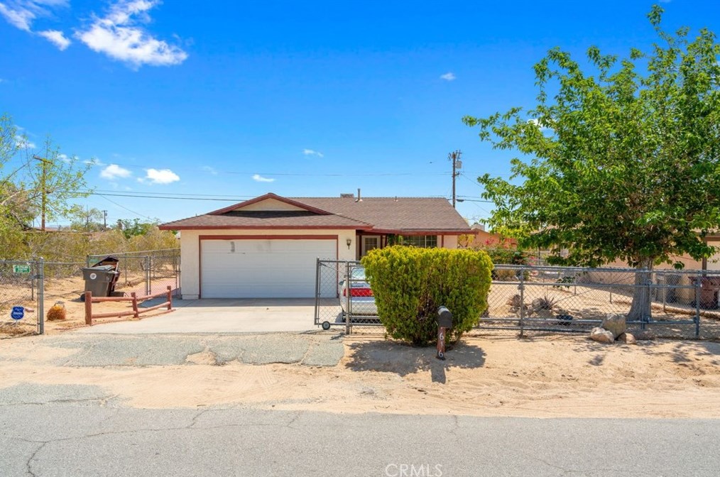 6161 Baileya Ave, Twntynine Plm, CA 92277