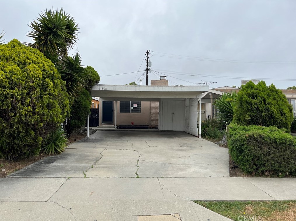14508 Burin Ave, Lawndale, CA 90260-1428