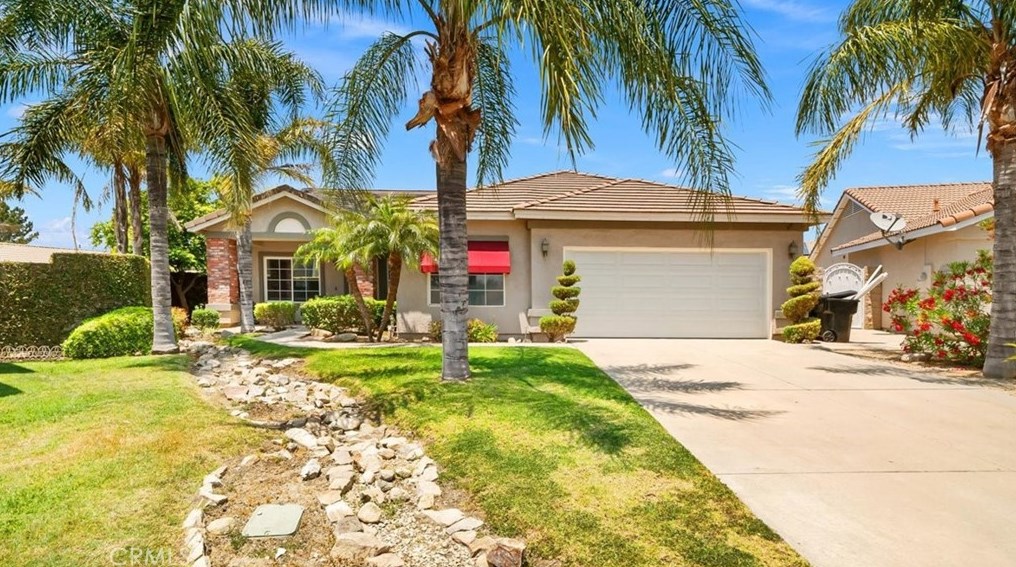 7038 Sultana Ave, Fontana, CA 92336-4424