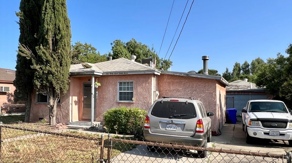 14737 Valencia Ave, Fontana, CA 92335