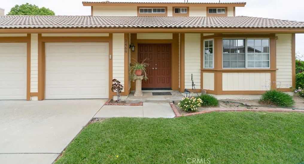 2469 N Sycamore Ave, Rialto, CA 92377