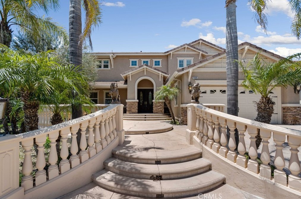 29305 Las Terreno Ln, Santa Clarita, CA 91354