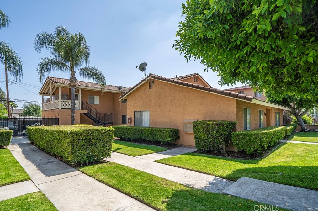 350 Alpine St, Upland, CA 91786