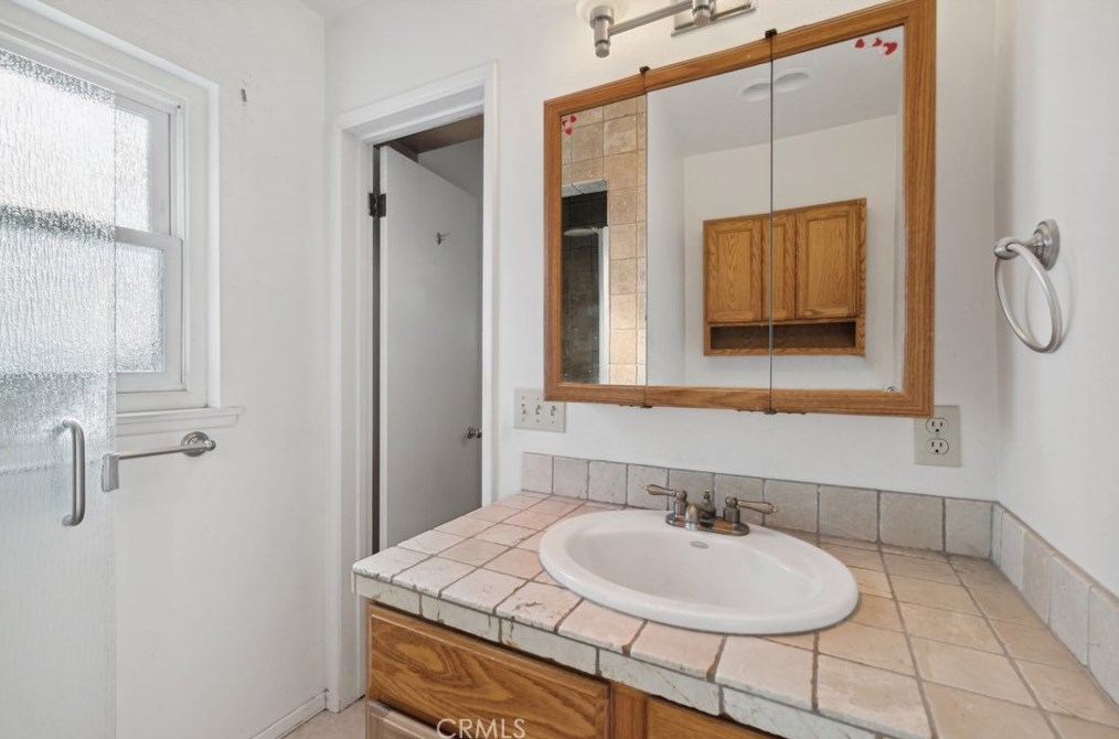 135 Whitney St, Chula Vista CA 91910-4803 exterior