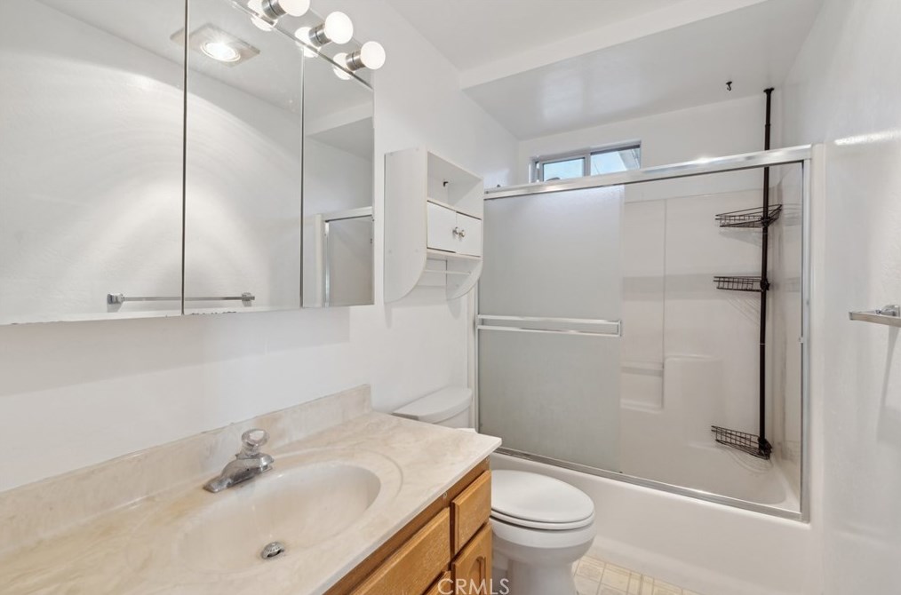 135 Whitney St, Chula Vista CA 91910-4803 exterior