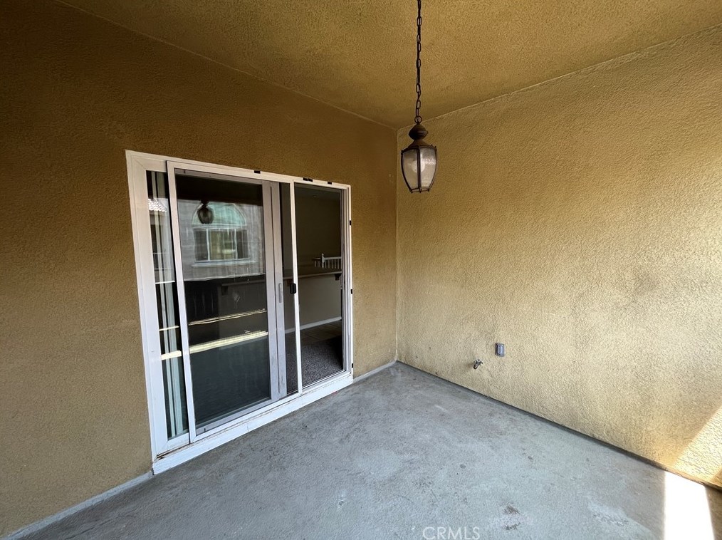 27894 John F Kennedy Dr, Moreno Valley CA  92555-5867 exterior