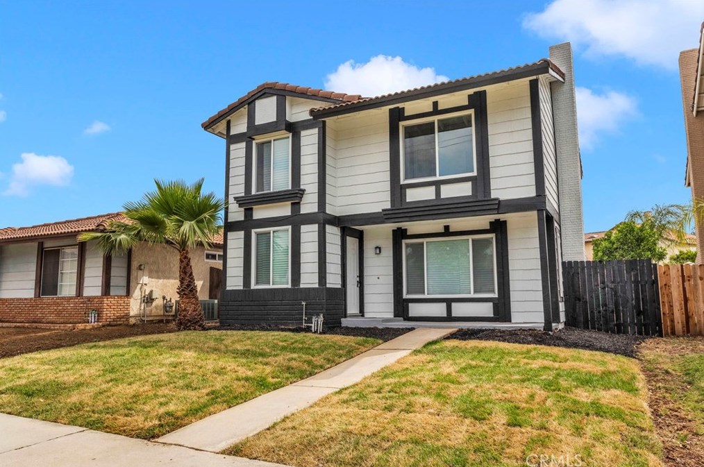 23888 Parkland Ave, Moreno Valley, CA 92557-4945