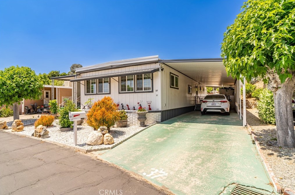 35080 Chandler Ave #37, Calimesa, CA 92320