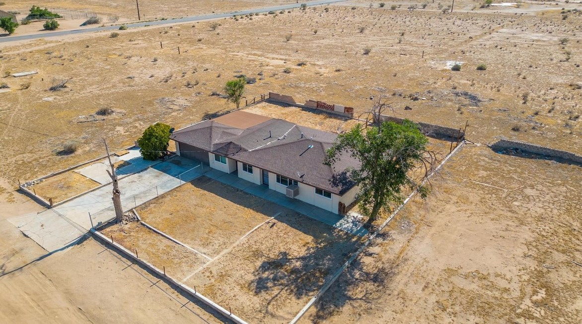 18650 Rhode Island St, El Mirage, CA 92301