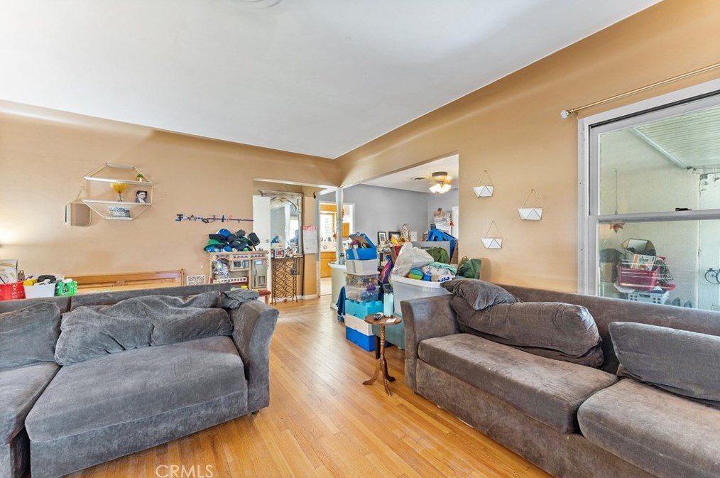 1500 Edgewood Dr, Alhambra, CA 91803-2811