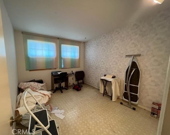 13092 Topsanna Rd, Apple Valley CA  92308-6386 exterior