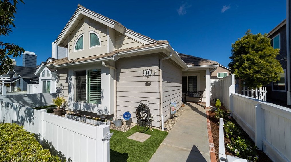 14 Trawler, Laguna Beach, CA 92677-4763