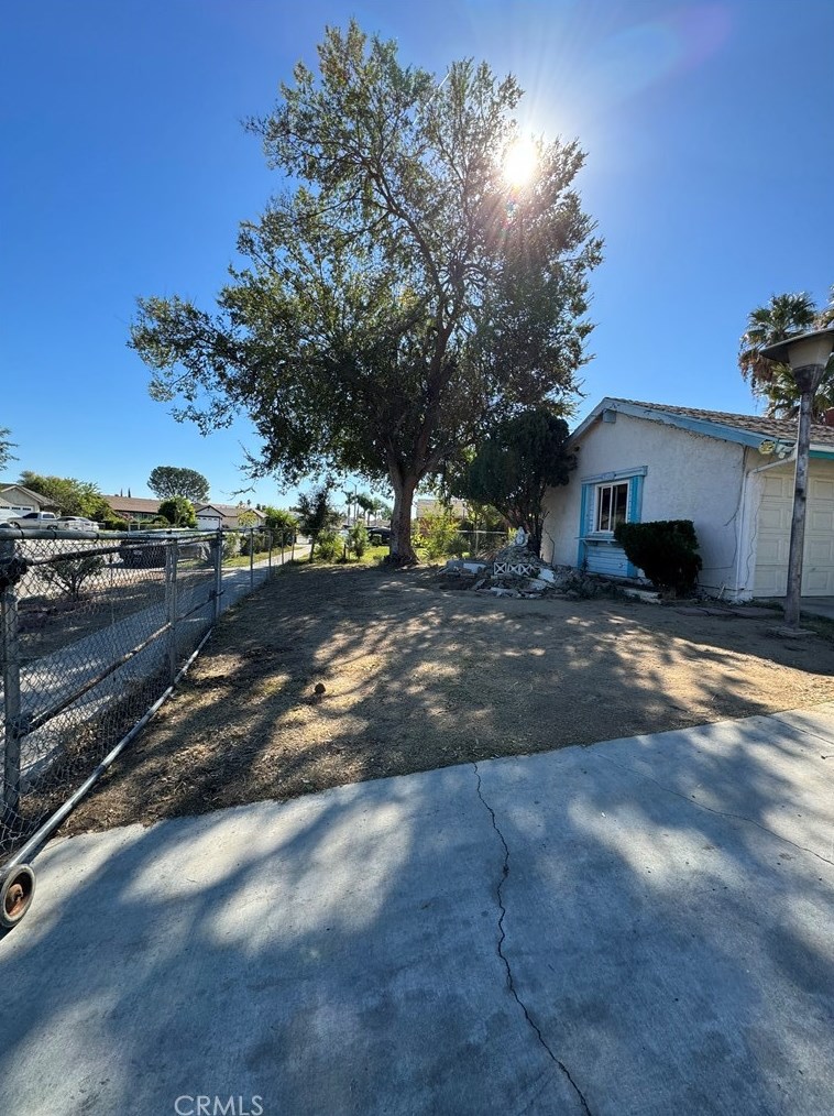 6895 Glendale Ave, Riverside, CA 92503
