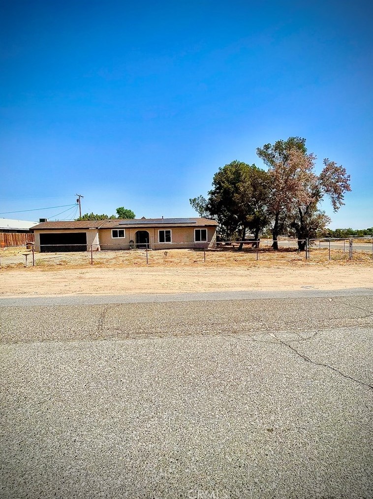 14080 Juniper St, Hesperia, CA 92345