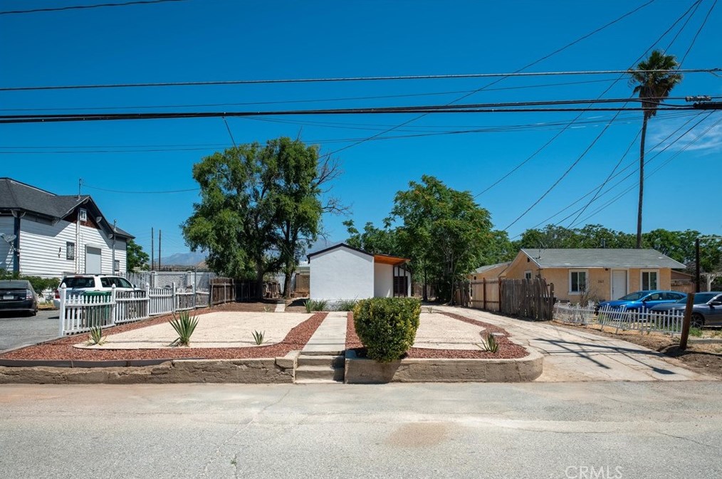 247 Barbour St, Banning, CA 92220-6021