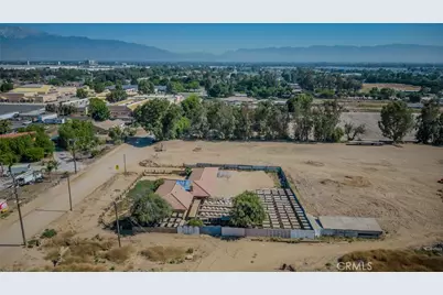 11273 Alder Avenue, Bloomington, CA 92316 - Photo 4