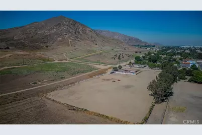 11273 Alder Avenue, Bloomington, CA 92316 - Photo 8