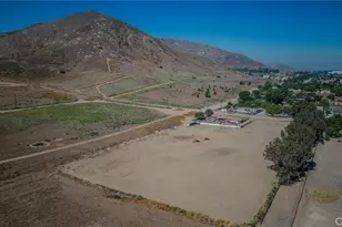 11273 Alder Ave, Bloomington, CA 92316 - Photo 8