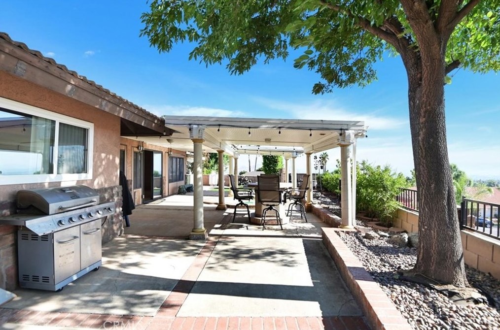 26324 Kalmia Ave, Moreno Valley CA  92555-1720 exterior