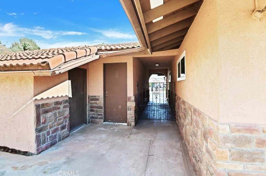 26324 Kalmia Ave, Moreno Valley CA  92555-1720 exterior