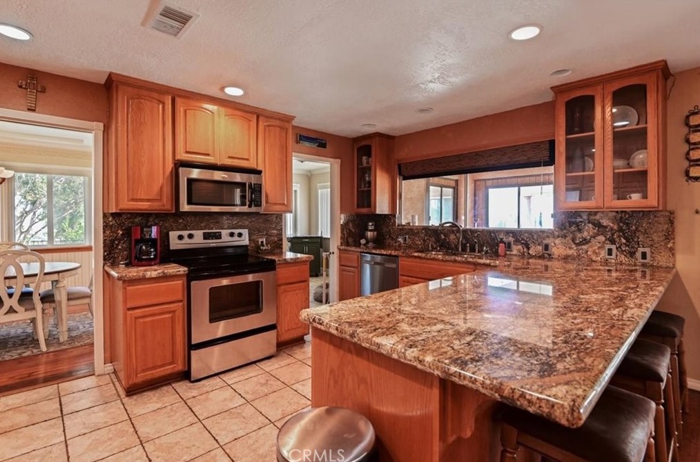 26324 Kalmia Ave, Moreno Valley CA  92555-1720 exterior