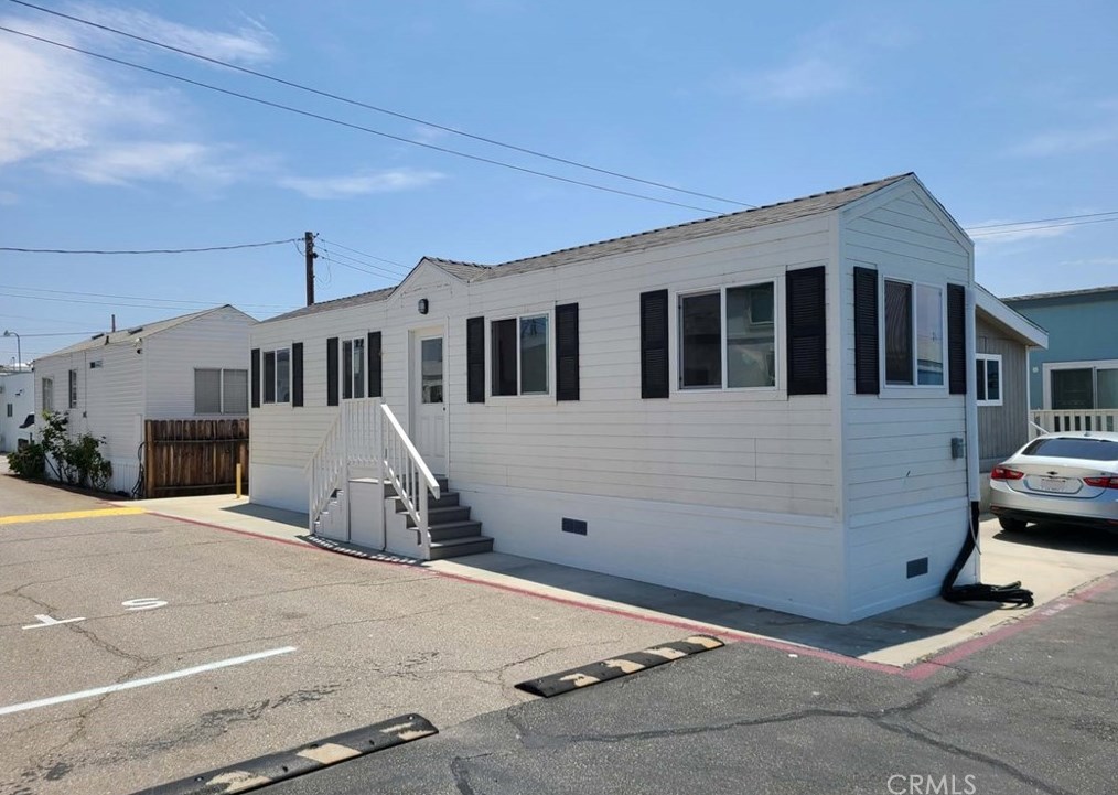 19548 Cypress St #44, Covina, CA 91724