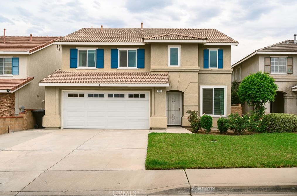 15028 Longhorn Ln, Fontana, CA 92336-1173