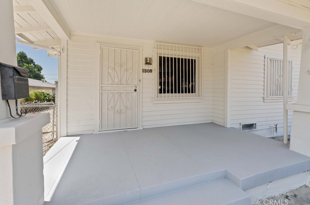 1308 Commonwealth Ave, Alhambra, CA 91803-1746