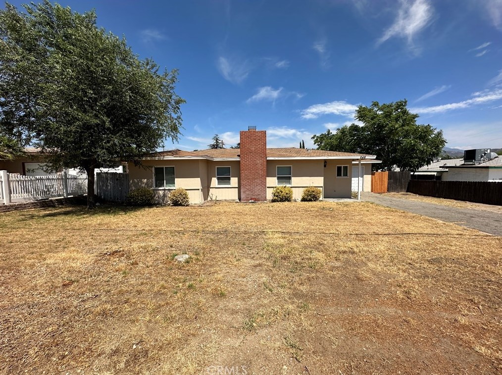 246 Sunrise Ave, Banning, CA 92220-3964