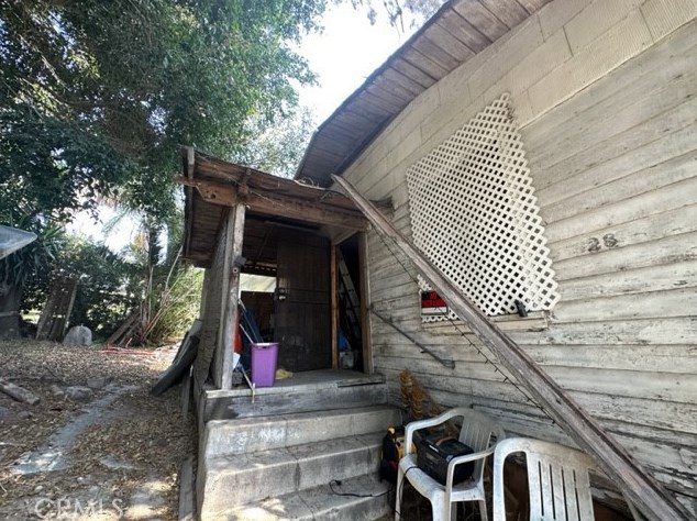 928 Eastman Ave, Los Angeles, CA 90063-2112