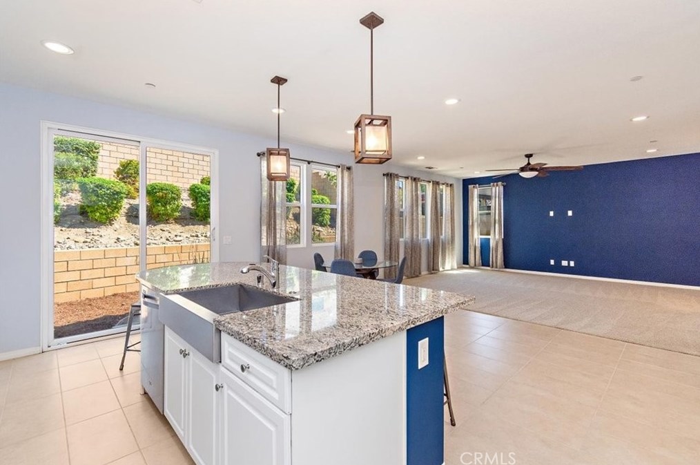 4602 Condor Ave, Fontana CA 92336-4715 exterior