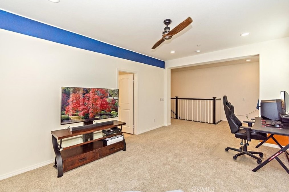 4602 Condor Ave, Fontana CA 92336-4715 exterior