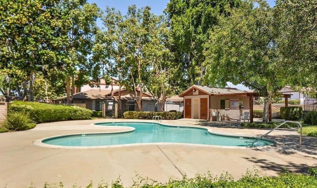 5234 Hanover Way, Montclair, CA 91763-6218