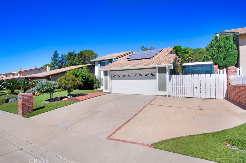 13355 Canyon Ridge Ln, San Fernando, CA 91344-1104