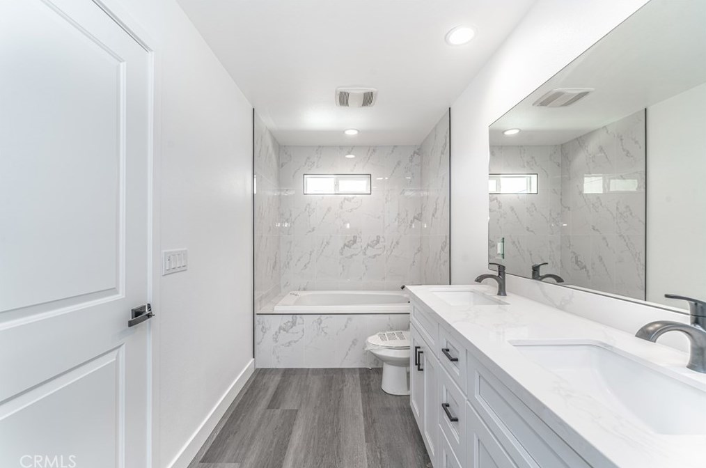 11437 1 Ave, Hesperia CA 92345-2153 exterior